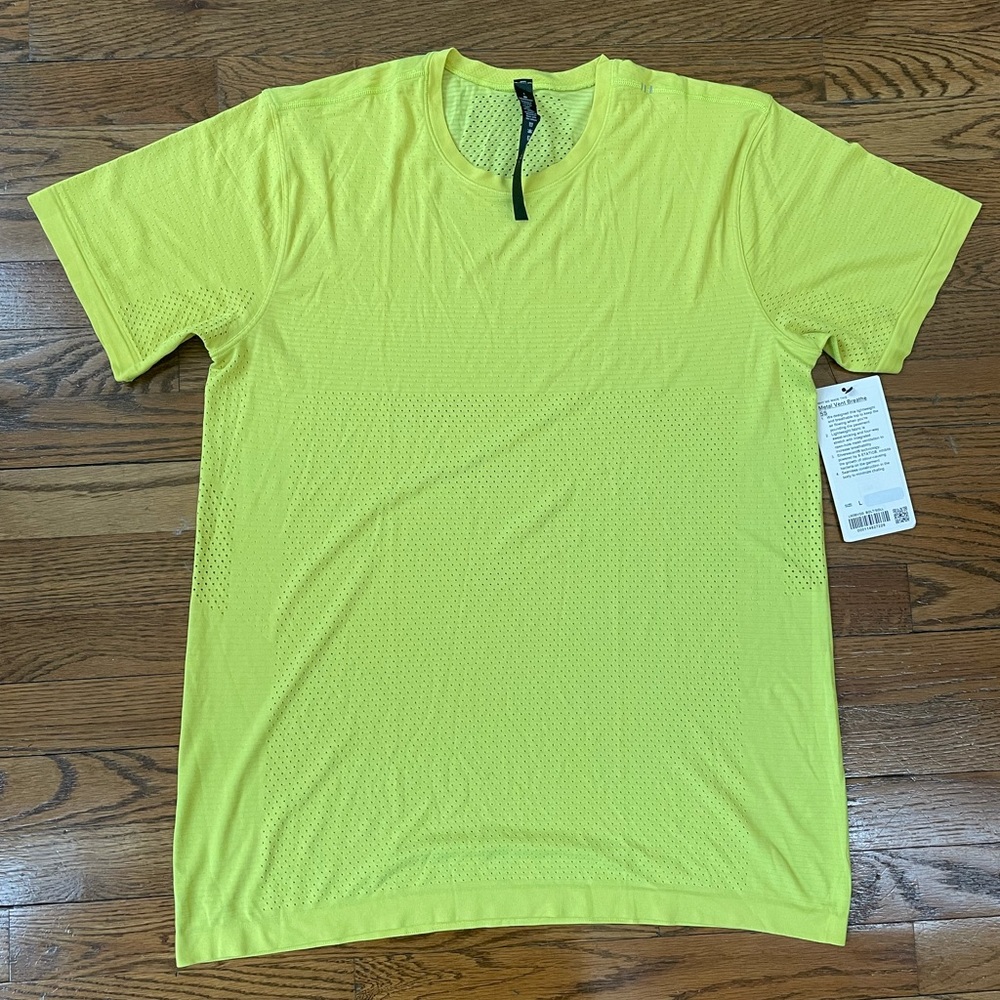 Lululemon Metal Vent Breathe SS